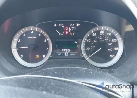 2014 Nissan Sentra Sr z USA, uszkodzony, nr VIN 3N1AB7AP1EY300259